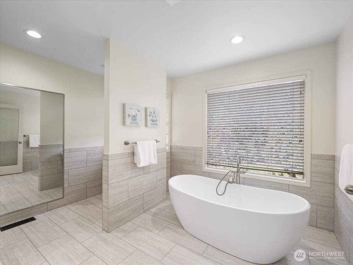 14823 164th Place NE Woodinville WA 98072