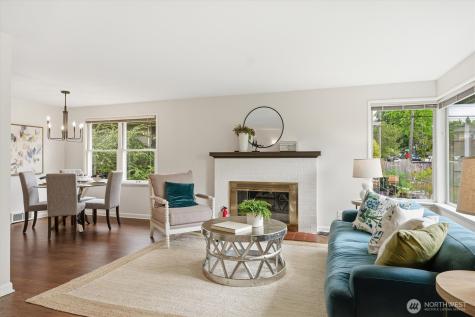 6321 18th Avenue NE Seattle WA 98115
