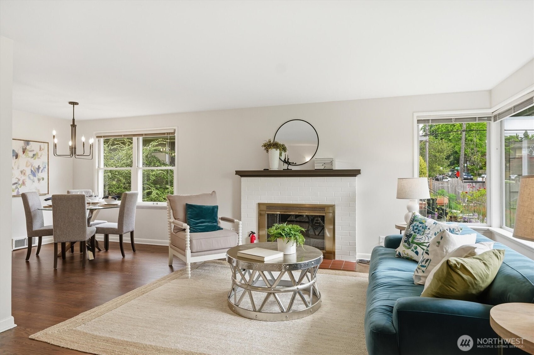 6321 18th Avenue NE Seattle WA 98115