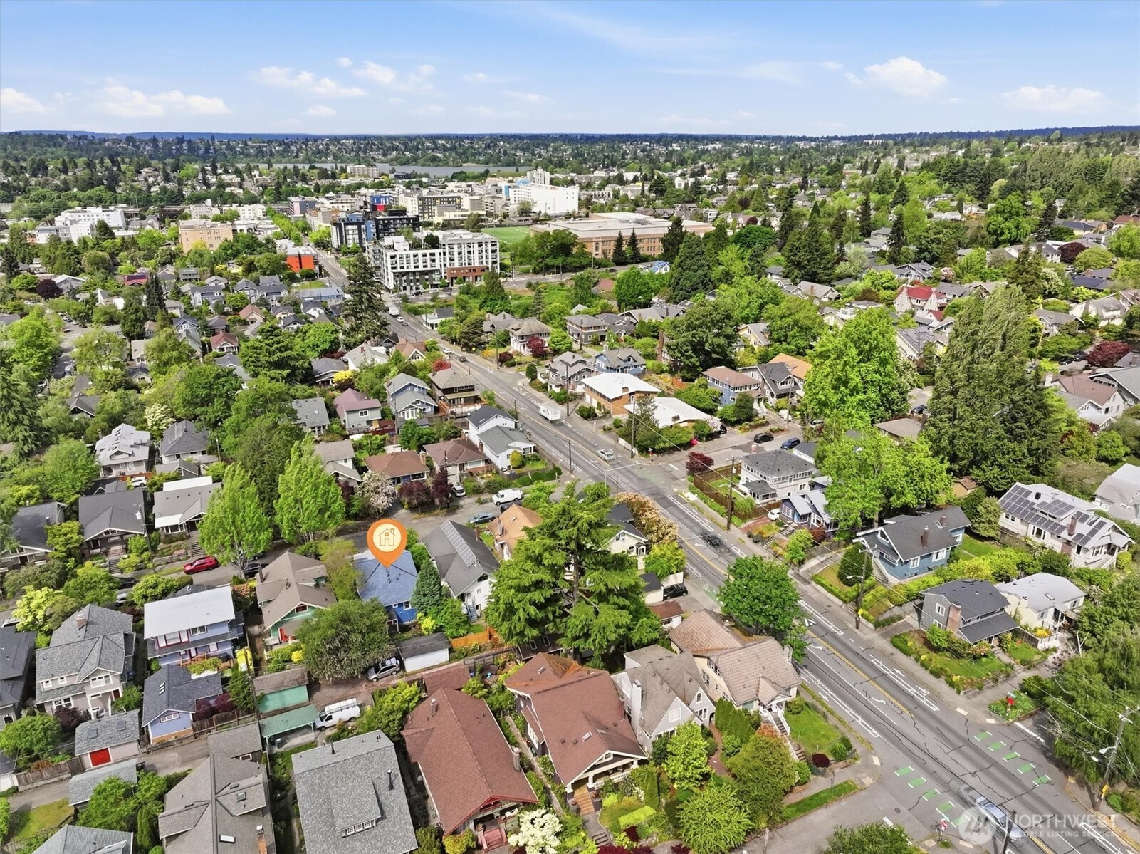 6321 18th Avenue NE Seattle WA 98115