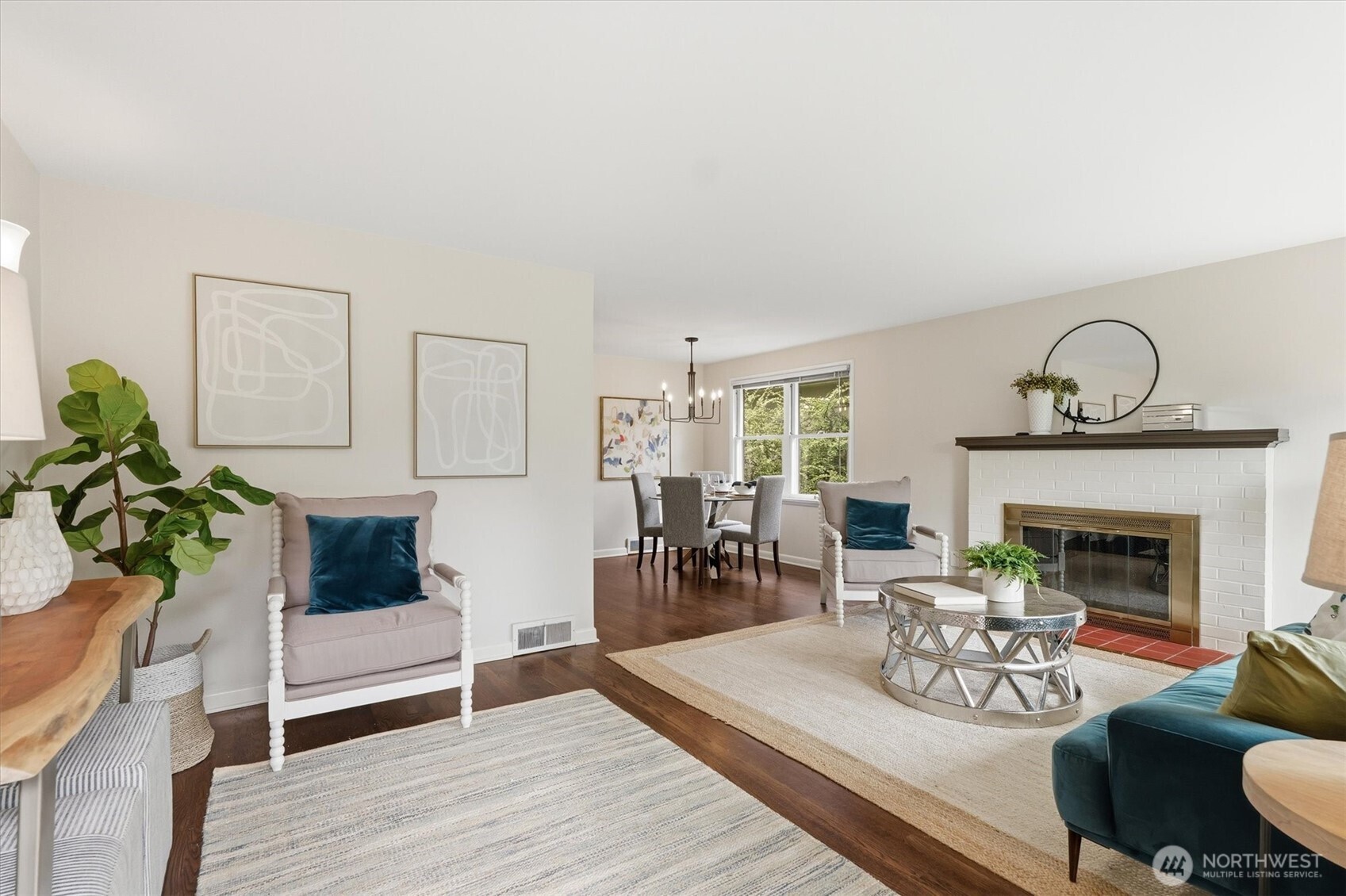 6321 18th Avenue NE Seattle WA 98115