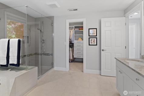 11000 SE 24th Place Bellevue WA 98004