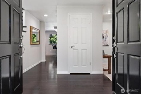 11000 SE 24th Place Bellevue WA 98004