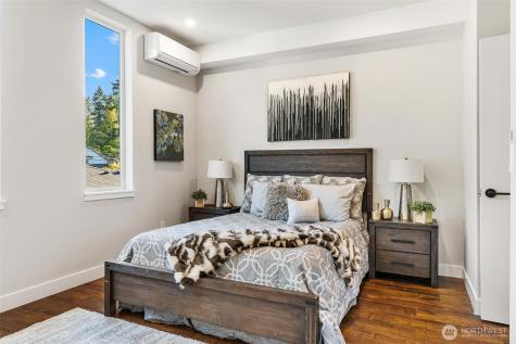 7146 47th Avenue SW Seattle WA 98136
