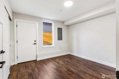 7146 47th Avenue SW Seattle WA 98136