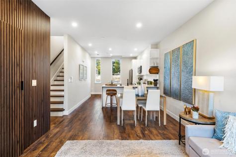 7146 47th Avenue SW Seattle WA 98136