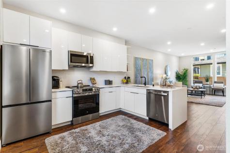 7146 47th Avenue SW Seattle WA 98136