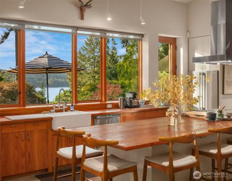 12423 SW 151st Street Vashon WA 98070