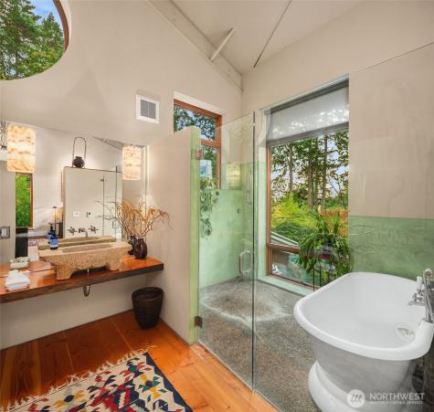 12423 SW 151st Street Vashon WA 98070