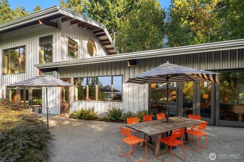 12423 SW 151st Street Vashon WA 98070