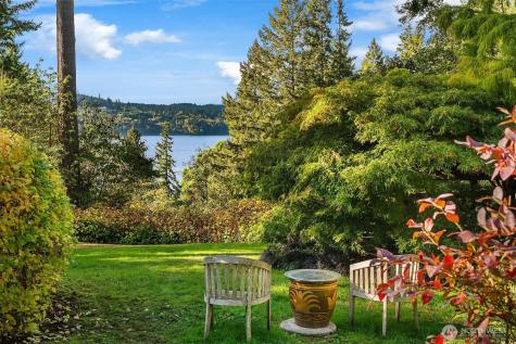12423 SW 151st Street Vashon WA 98070