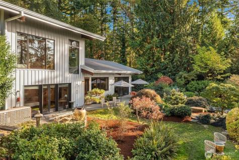12423 SW 151st Street Vashon WA 98070