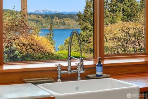 12423 SW 151st Street Vashon WA 98070