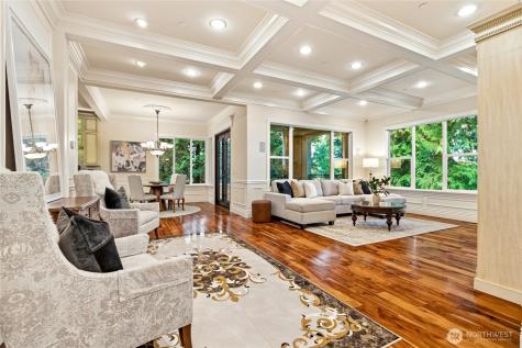 2727 101st Place NE Bellevue WA 98004