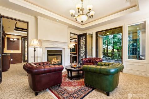 2727 101st Place NE Bellevue WA 98004