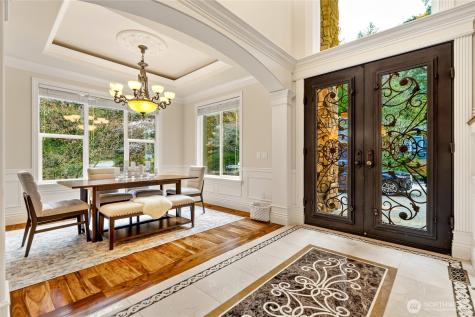 2727 101st Place NE Bellevue WA 98004