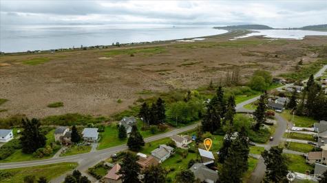 1060 Halsey Drive Coupeville WA 98239