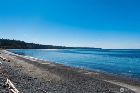 1060 Halsey Drive Coupeville WA 98239