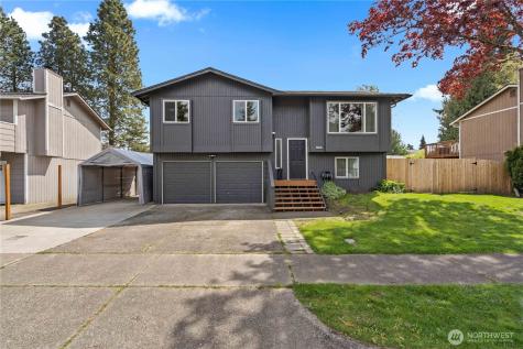 5555 34th Street Loop NE Tacoma WA 98422