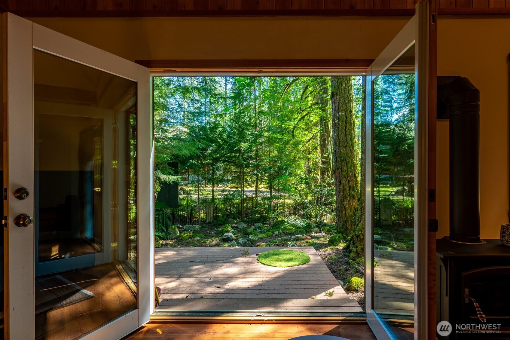 7480 Glacier Springs Drive Deming WA 98244
