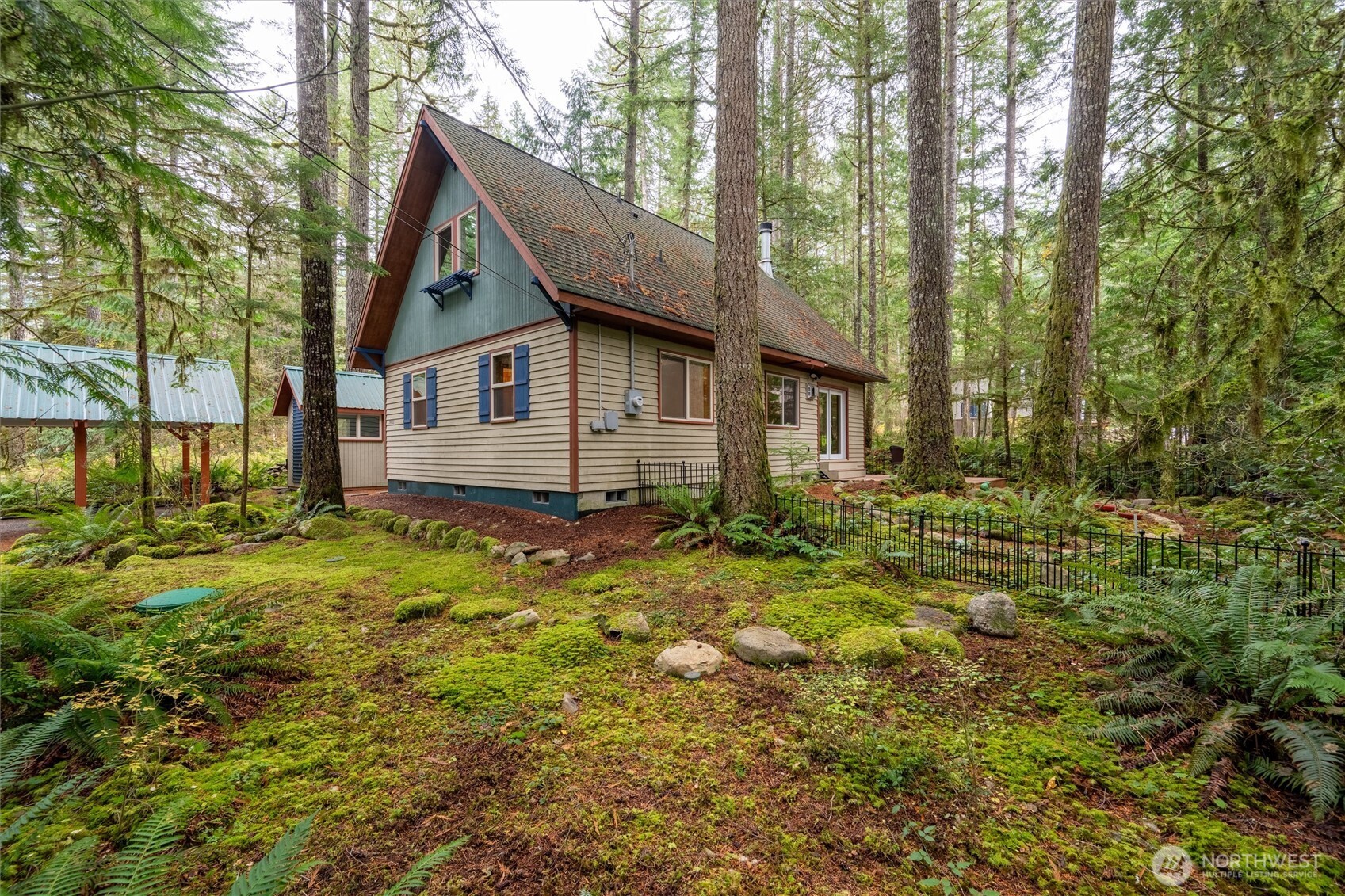 7480 Glacier Springs Drive Deming WA 98244