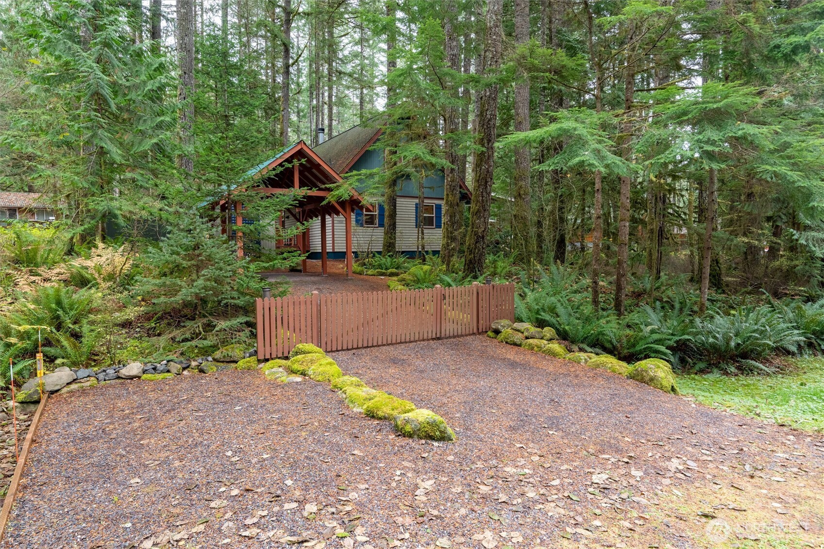 7480 Glacier Springs Drive Deming WA 98244