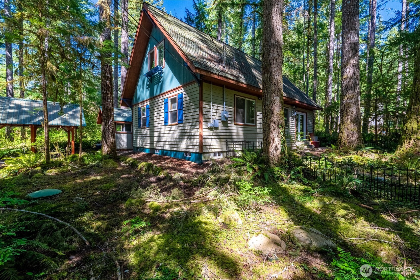 7480 Glacier Springs Drive Deming WA 98244