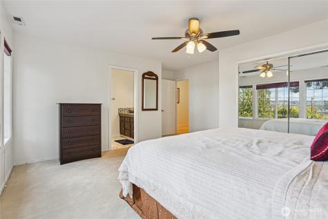 19301 SE 16th Street Sammamish WA 98075