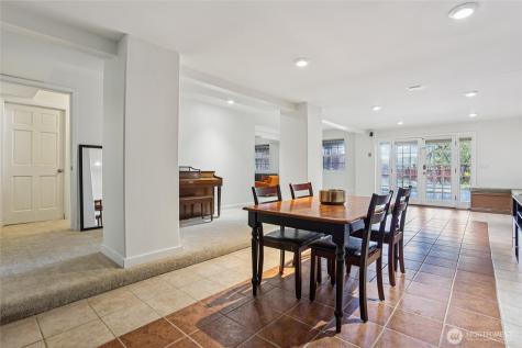 19301 SE 16th Street Sammamish WA 98075