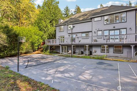 19301 SE 16th Street Sammamish WA 98075
