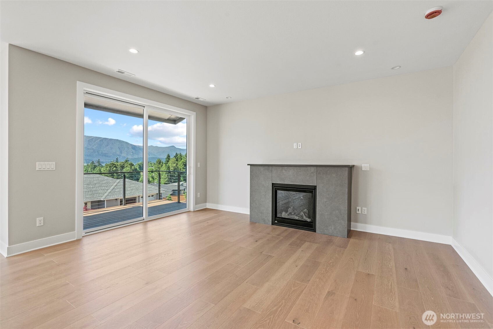 243 NE Hemmingway Drive Stevenson WA 98648