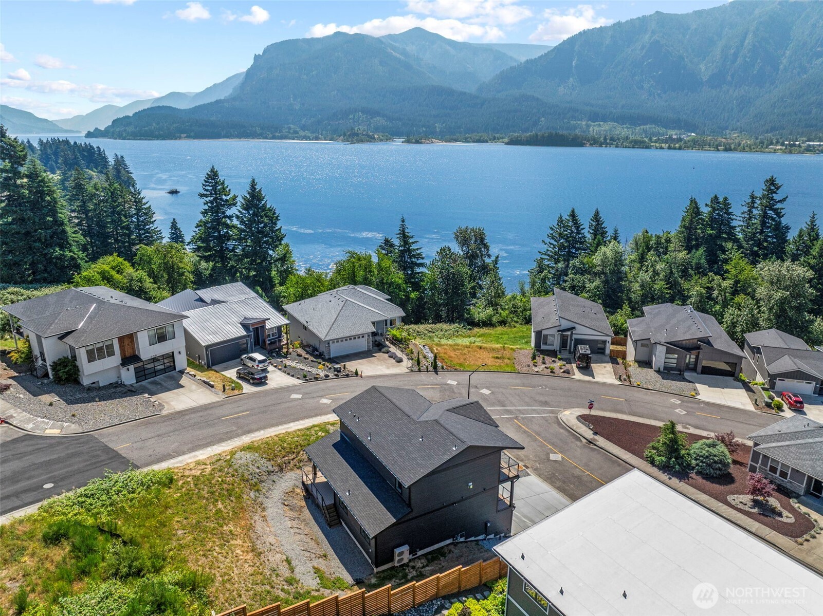 243 NE Hemmingway Drive Stevenson WA 98648
