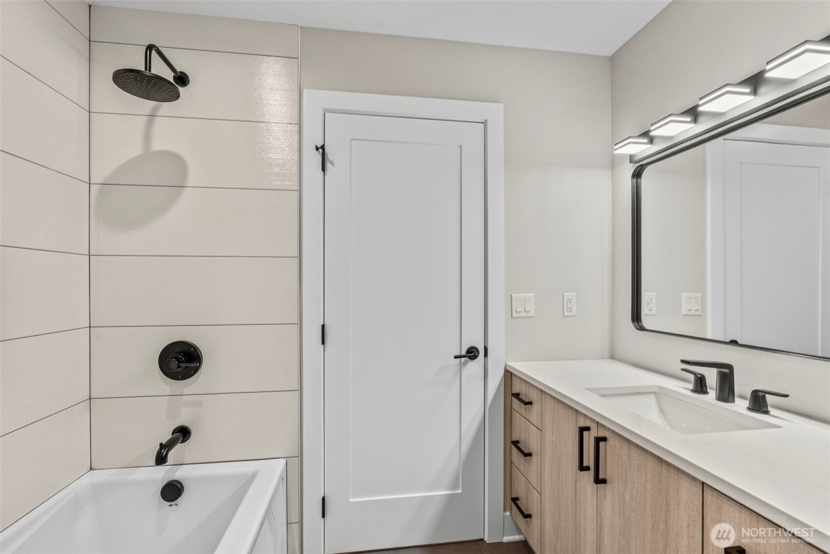 243 NE Hemmingway Drive Stevenson WA 98648