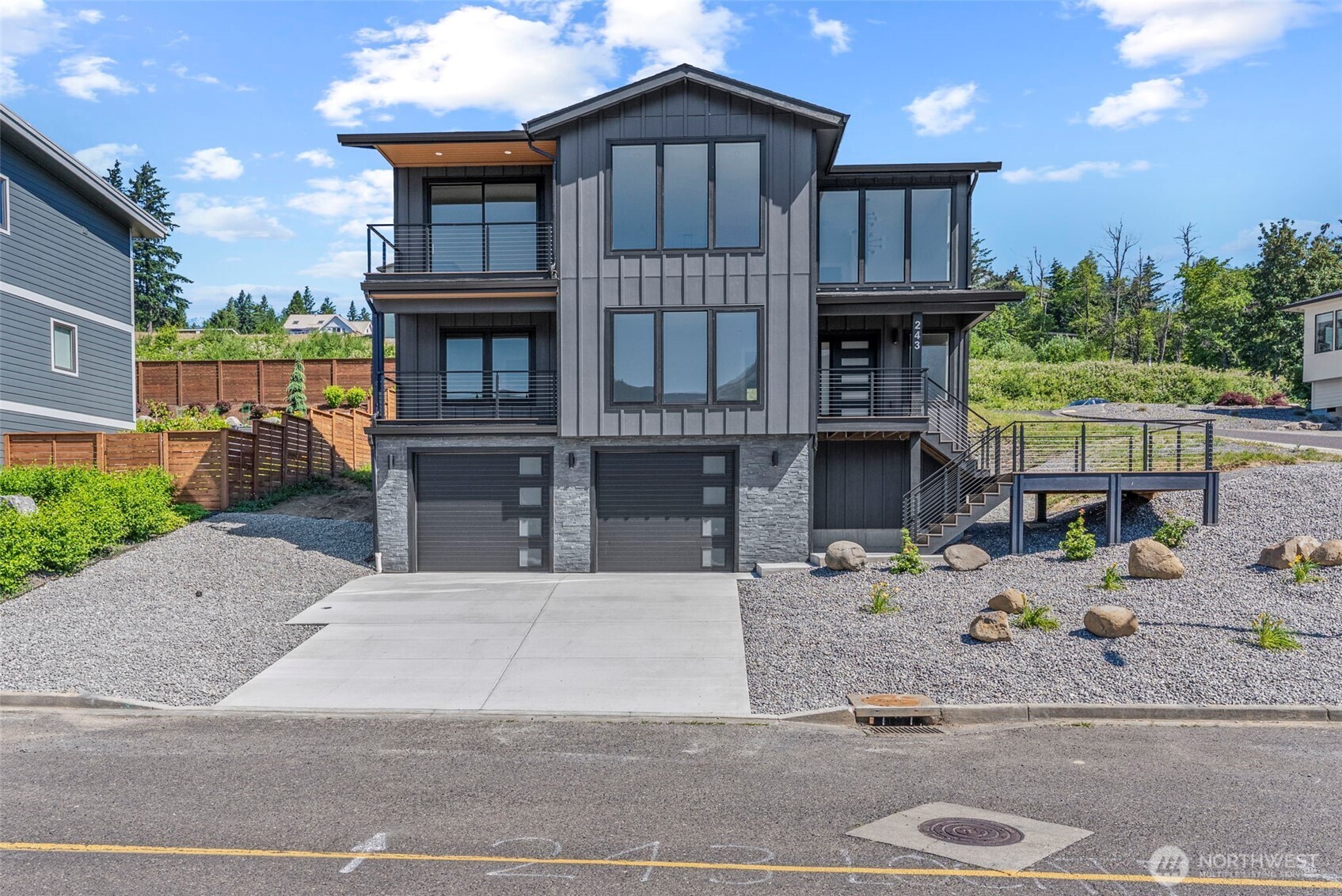 243 NE Hemmingway Drive Stevenson WA 98648
