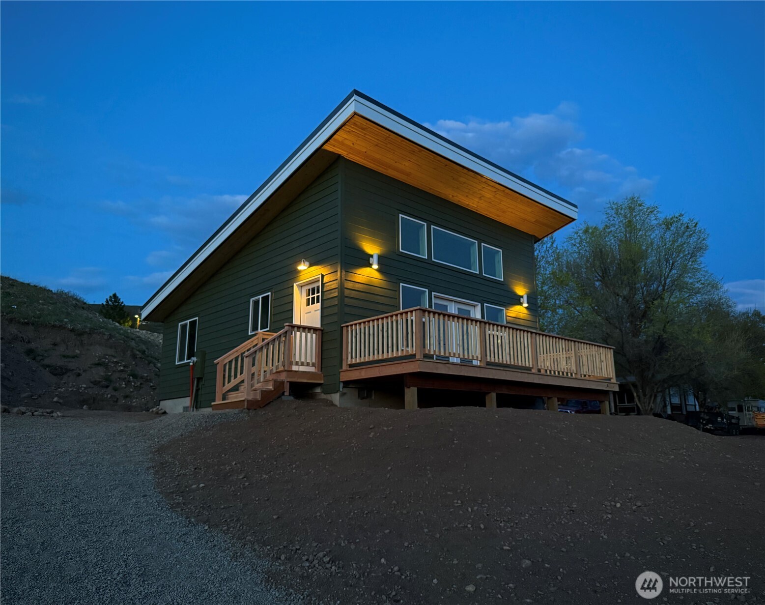 428 Castle Avenue Winthrop WA 98862