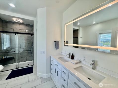 31 Apple Meadow Drive Tonasket WA 98844