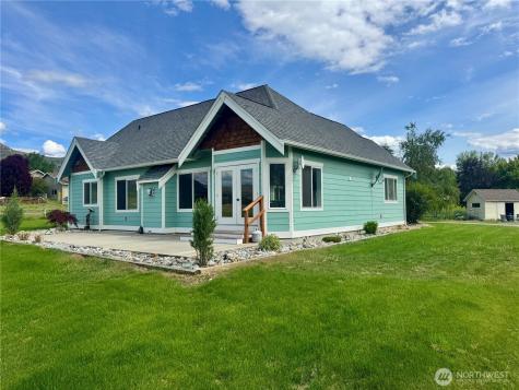 31 Apple Meadow Drive Tonasket WA 98844