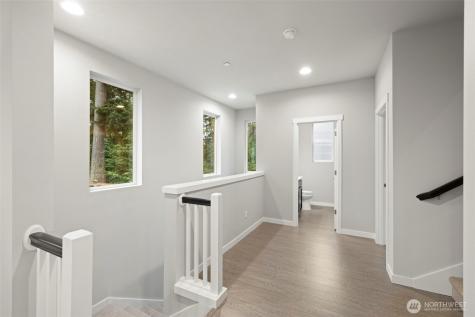 18901 12th Place W Lynnwood WA 98036