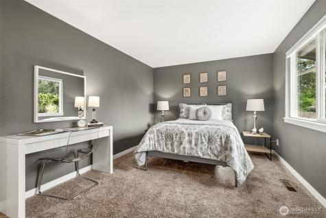 26532 99th Place S Kent WA 98030