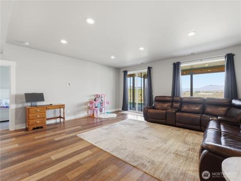 2128 Mceldowney Road Malaga WA 98828