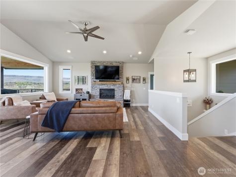 2128 Mceldowney Road Malaga WA 98828