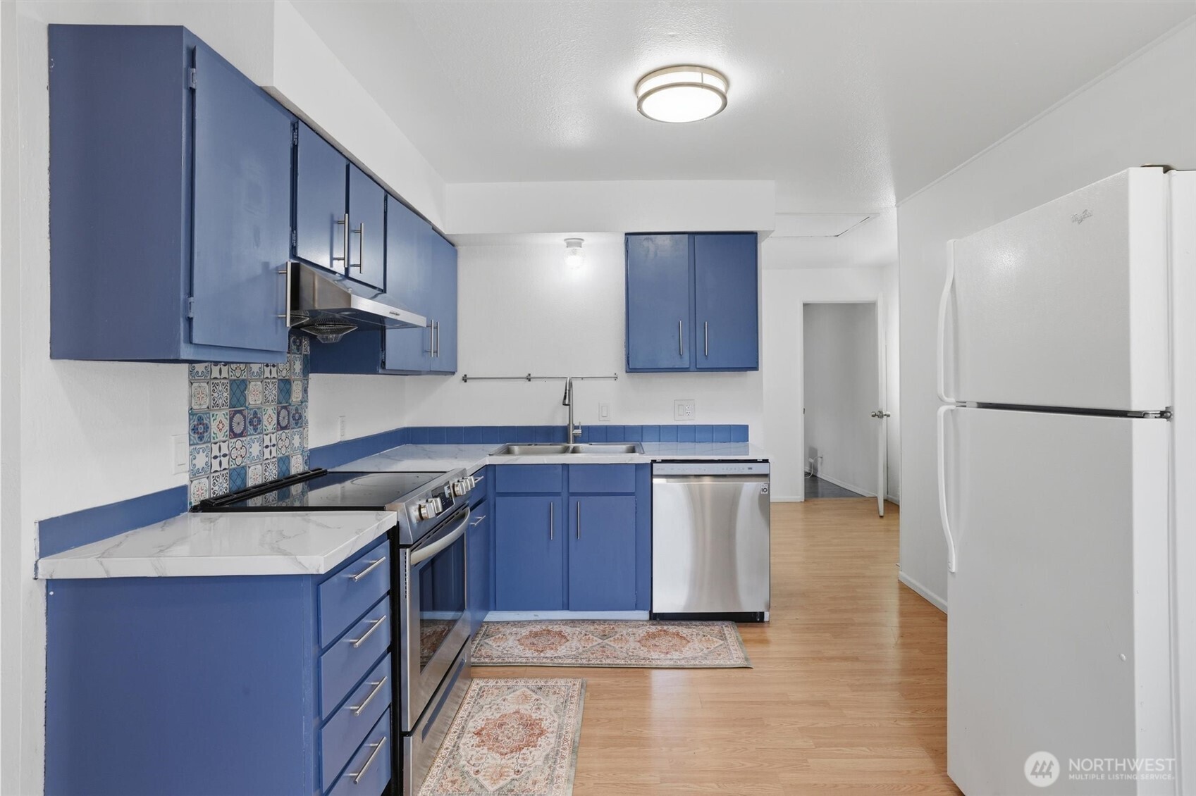 22219 66th Avenue W Mountlake Terrace WA 98043