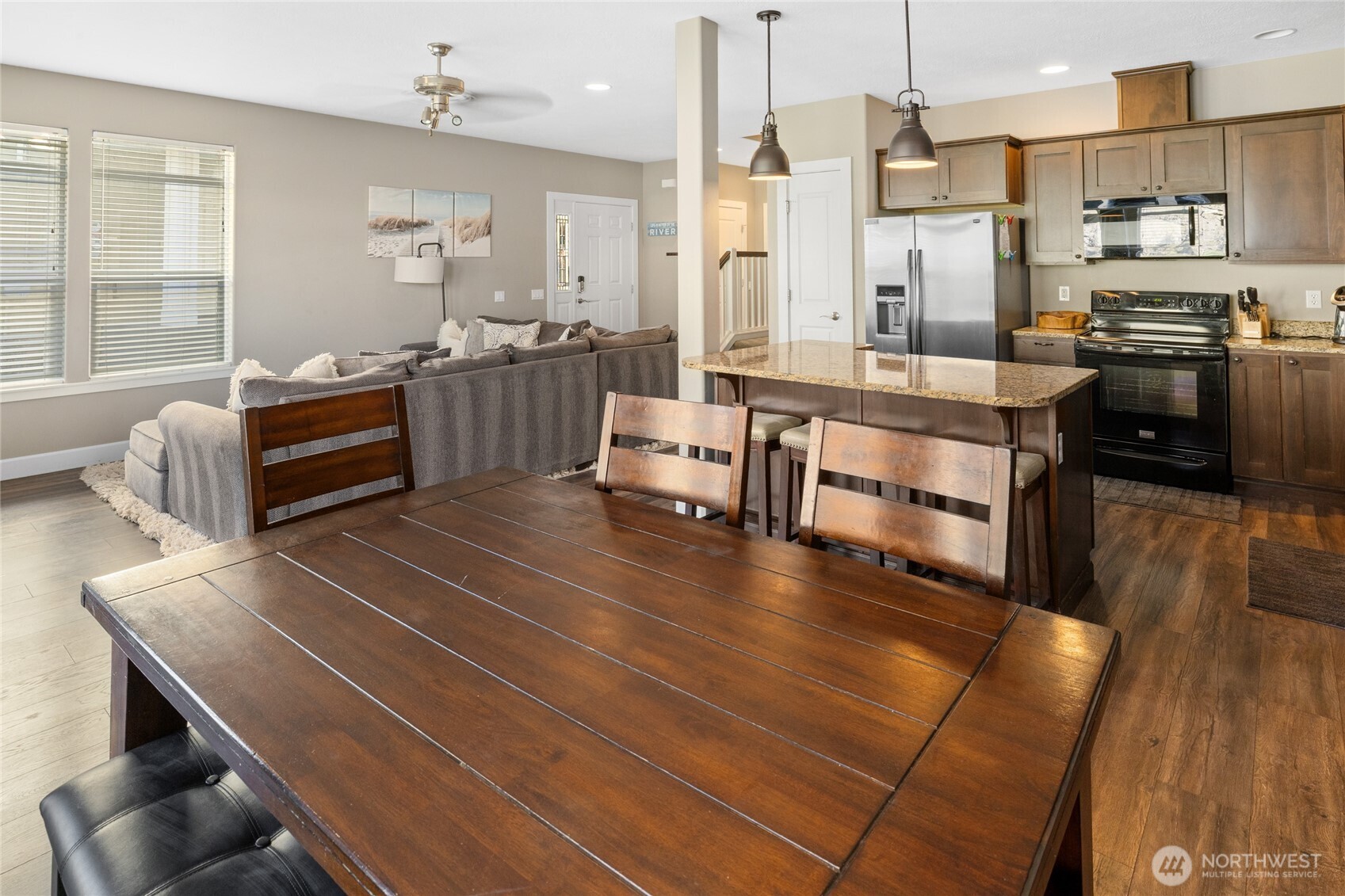 23041 Sunserra Loop NW Quincy WA 98848