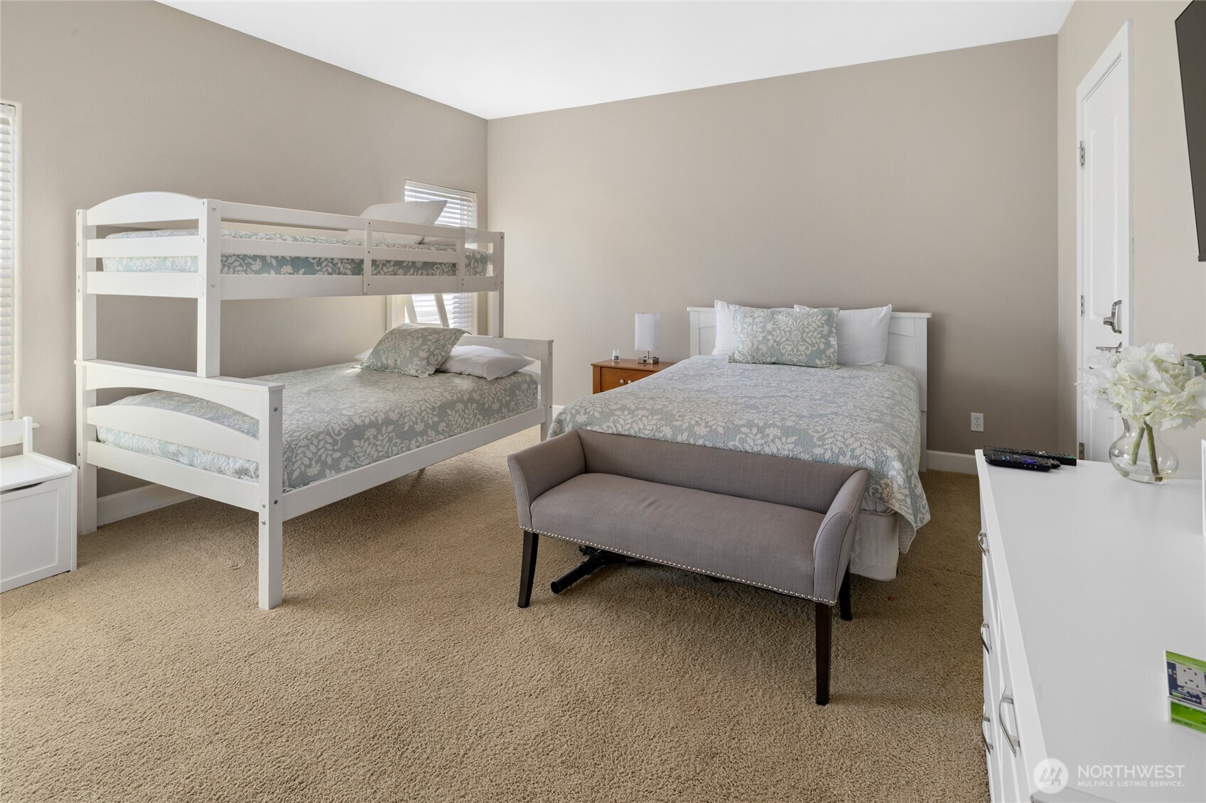 23041 Sunserra Loop NW Quincy WA 98848