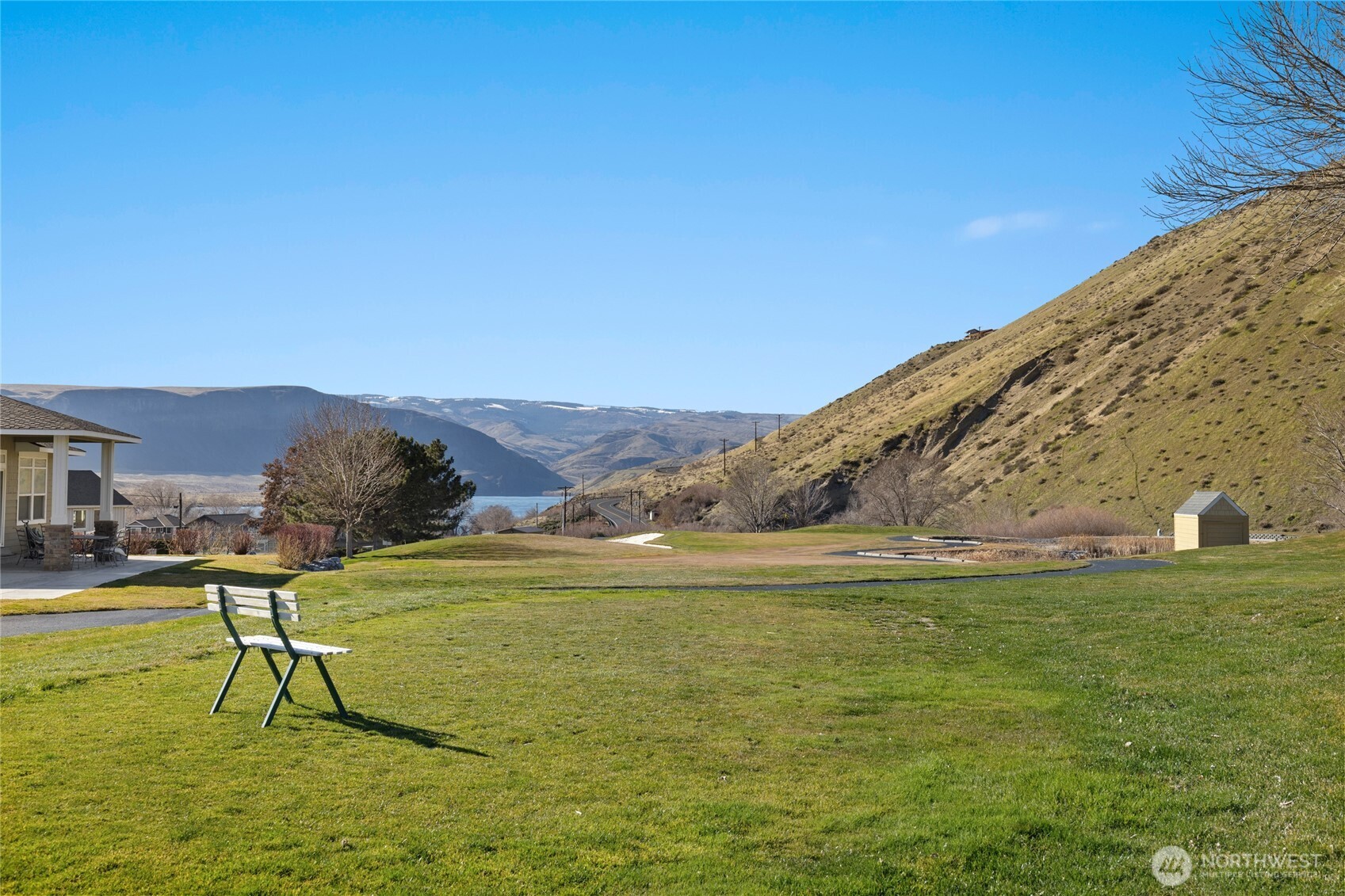 23041 Sunserra Loop NW Quincy WA 98848