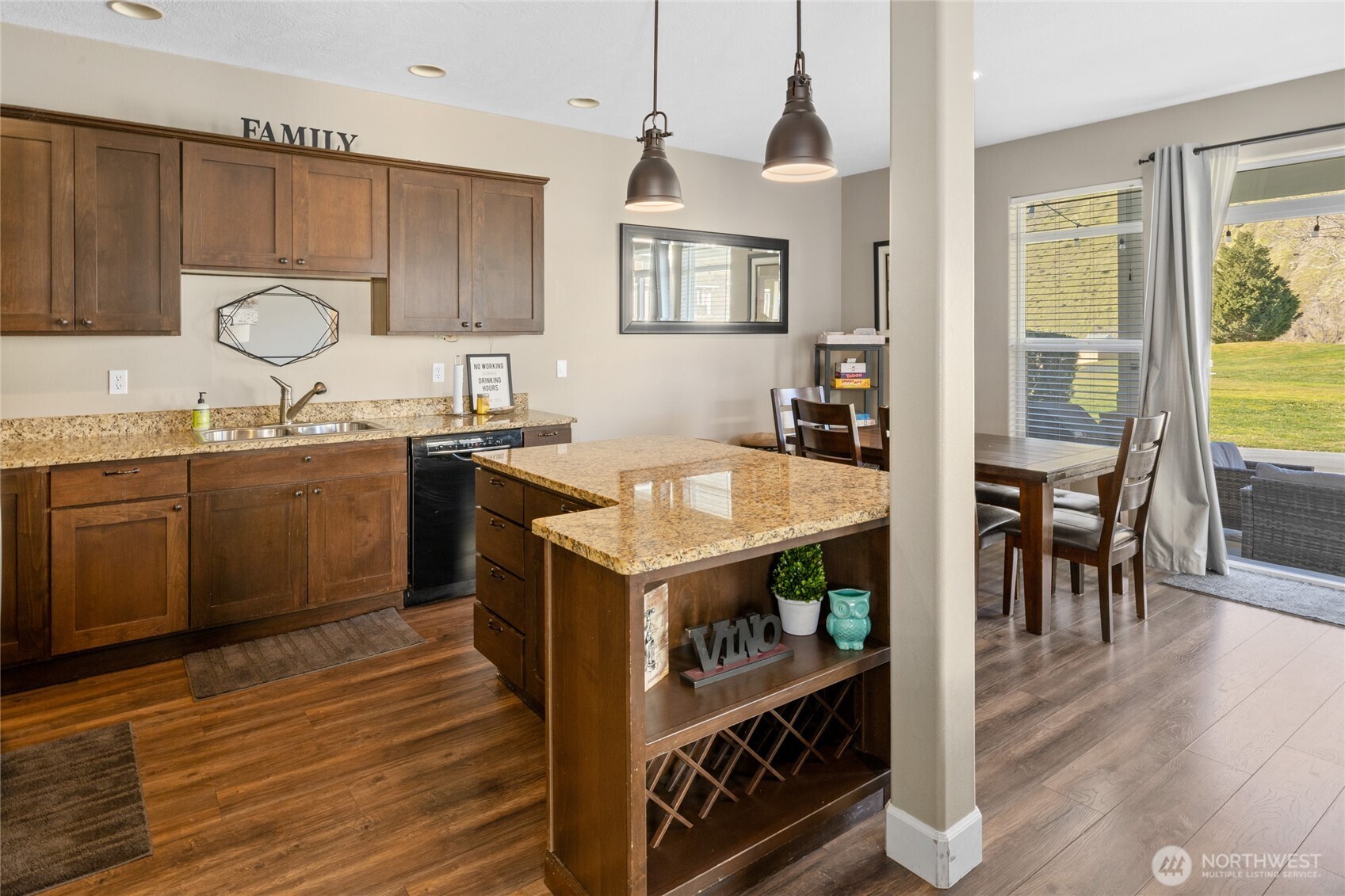 23041 Sunserra Loop NW Quincy WA 98848