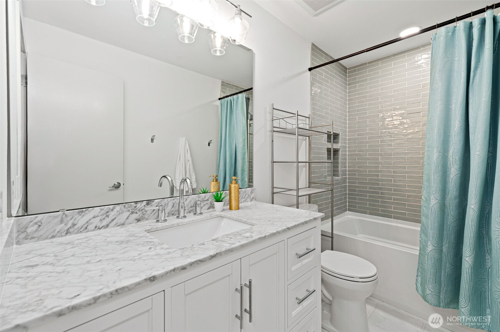 7408 2nd Drive SE Everett WA 98203