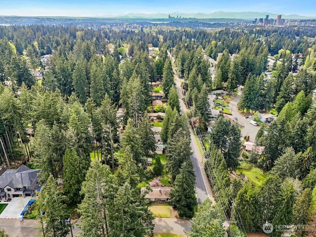 1605 153rd Avenue SE Bellevue WA 98007