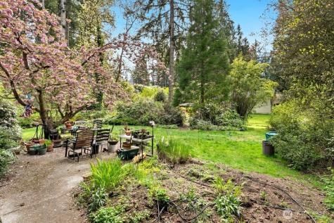 1605 153rd Avenue SE Bellevue WA 98007