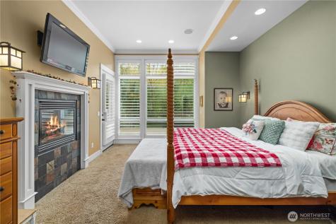 4727 NE Rova Road Poulsbo WA 98370